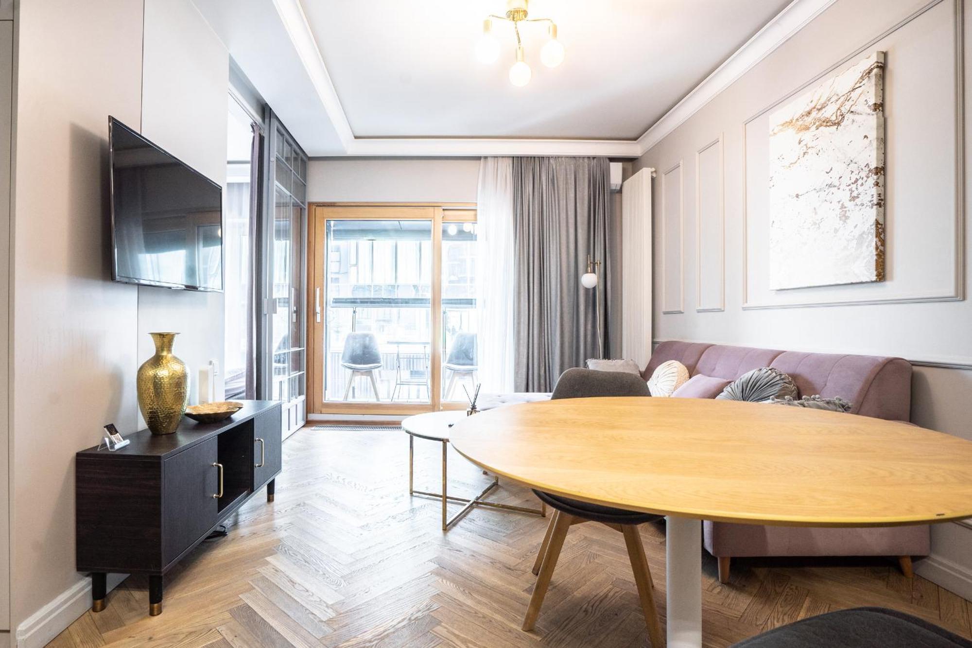 Vipwarsawapartments Sapphire Mennica Residence Ngoại thất bức ảnh